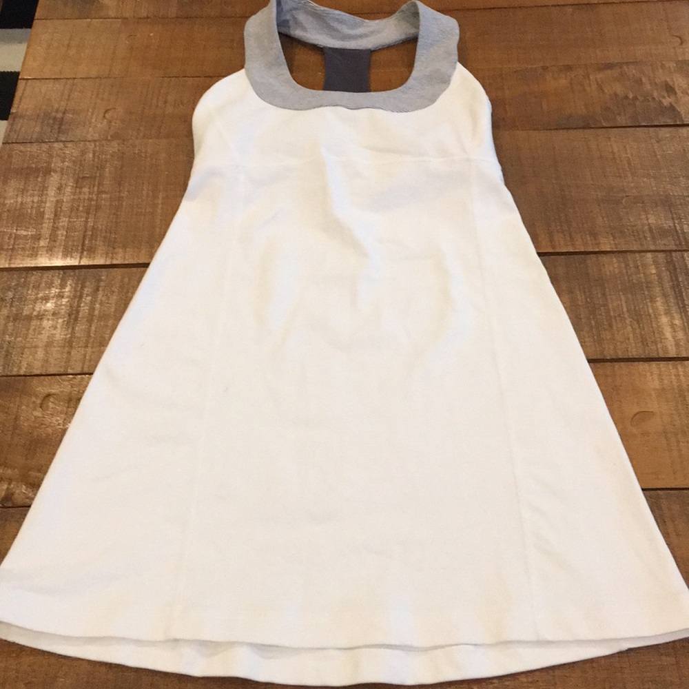 😍😍LULULEMON SCOOP NECK DRESS😍😍